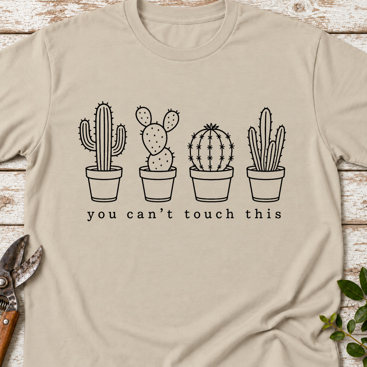 T‑Shirt "Can't Touch"