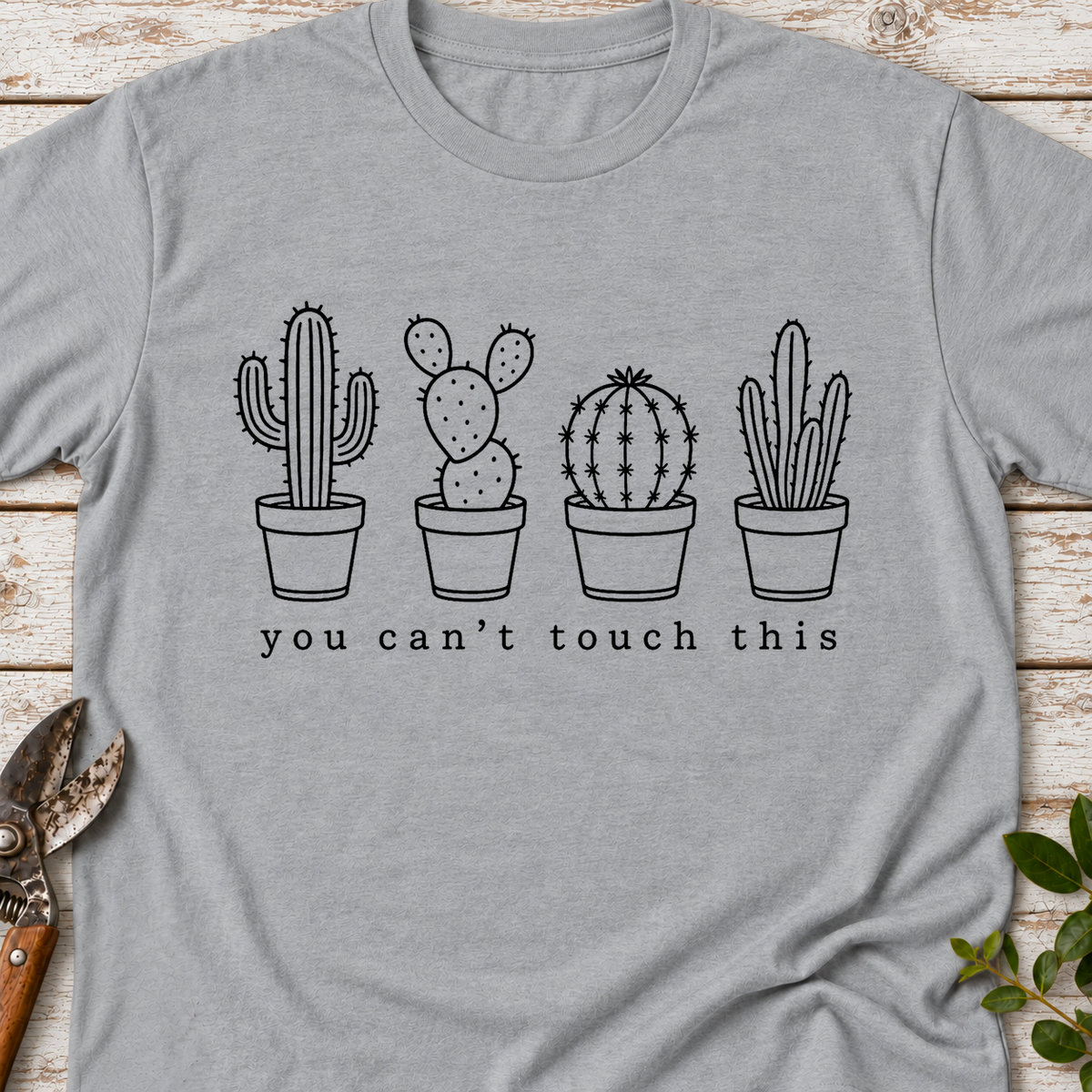 T‑Shirt "Can't Touch"