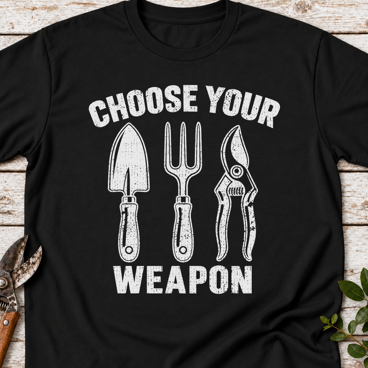 T‑Shirt "Choose Weapon"