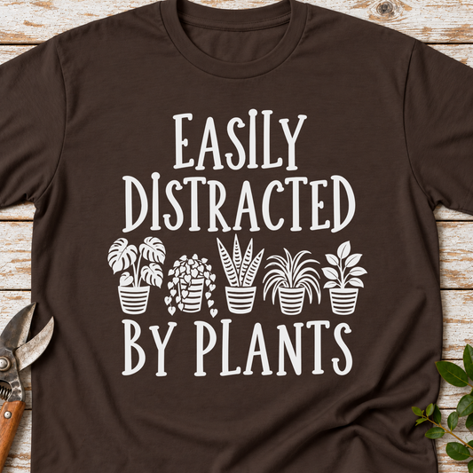 T‑Shirt "Easily Distracted"