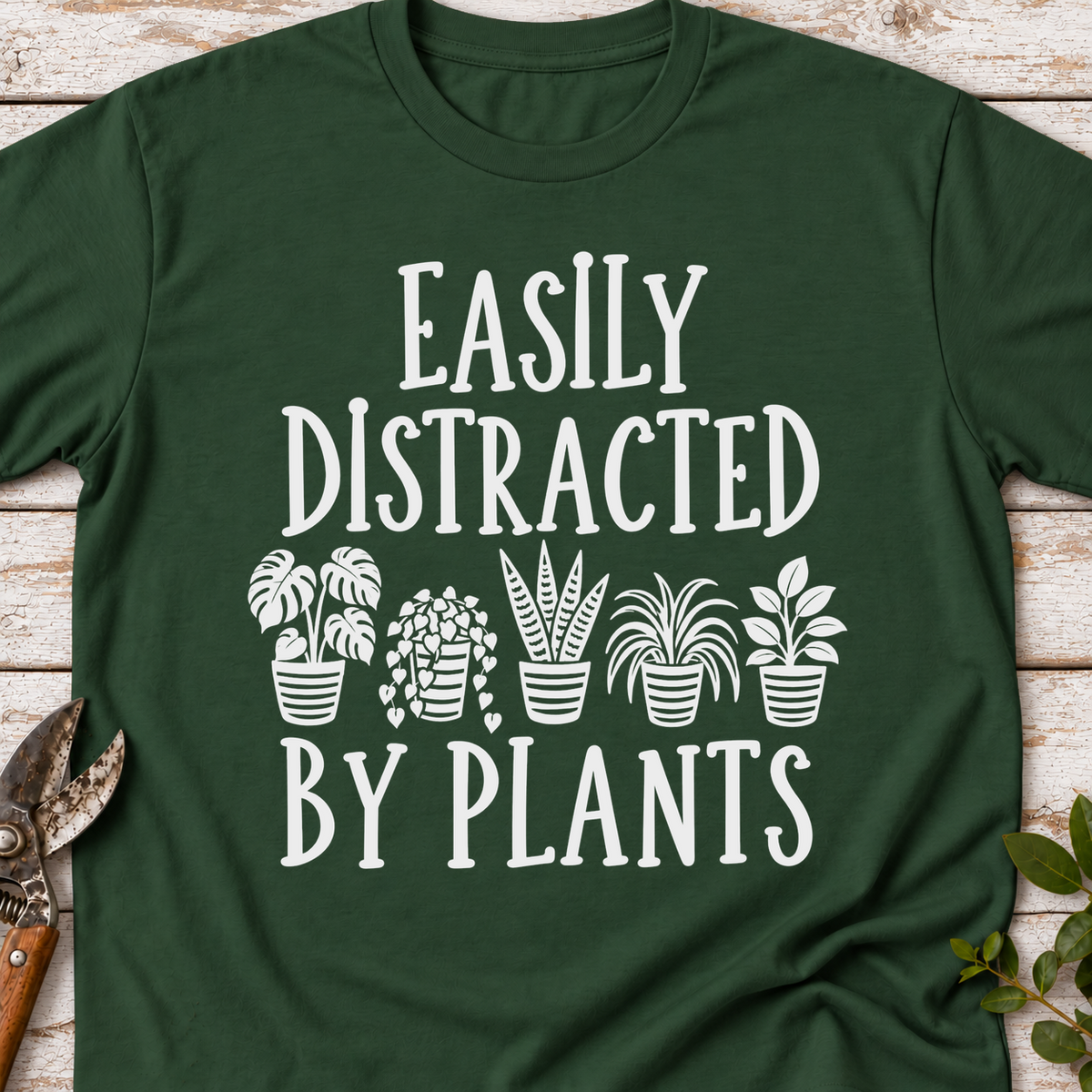 T‑Shirt "Easily Distracted"