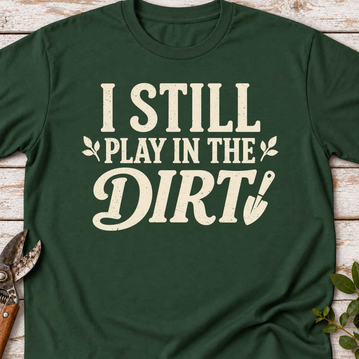 T‑Shirt "Play in Dirt"
